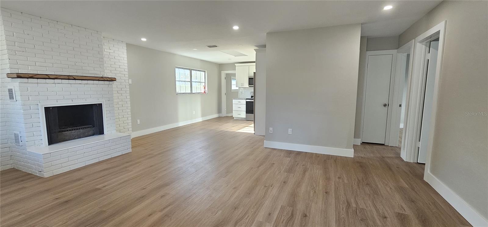 MOUNT WASHINGTON 1ST SEC - Residential Lease