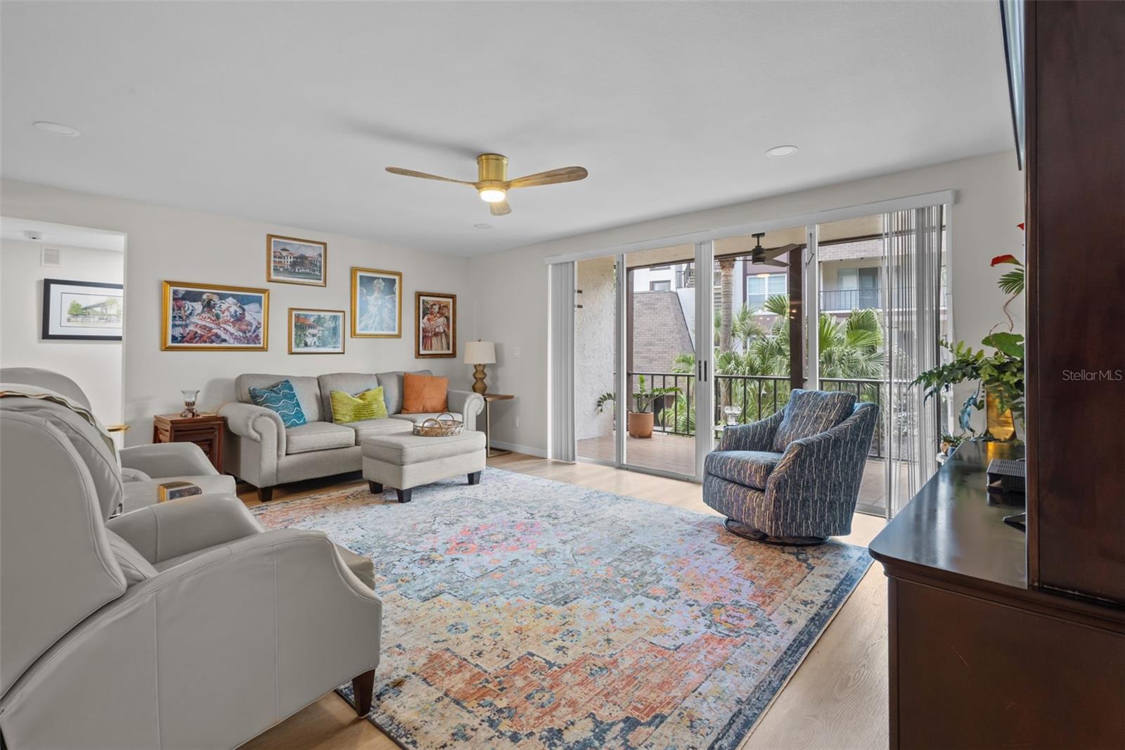 BRYNNWOOD CONDO 1 - Residential