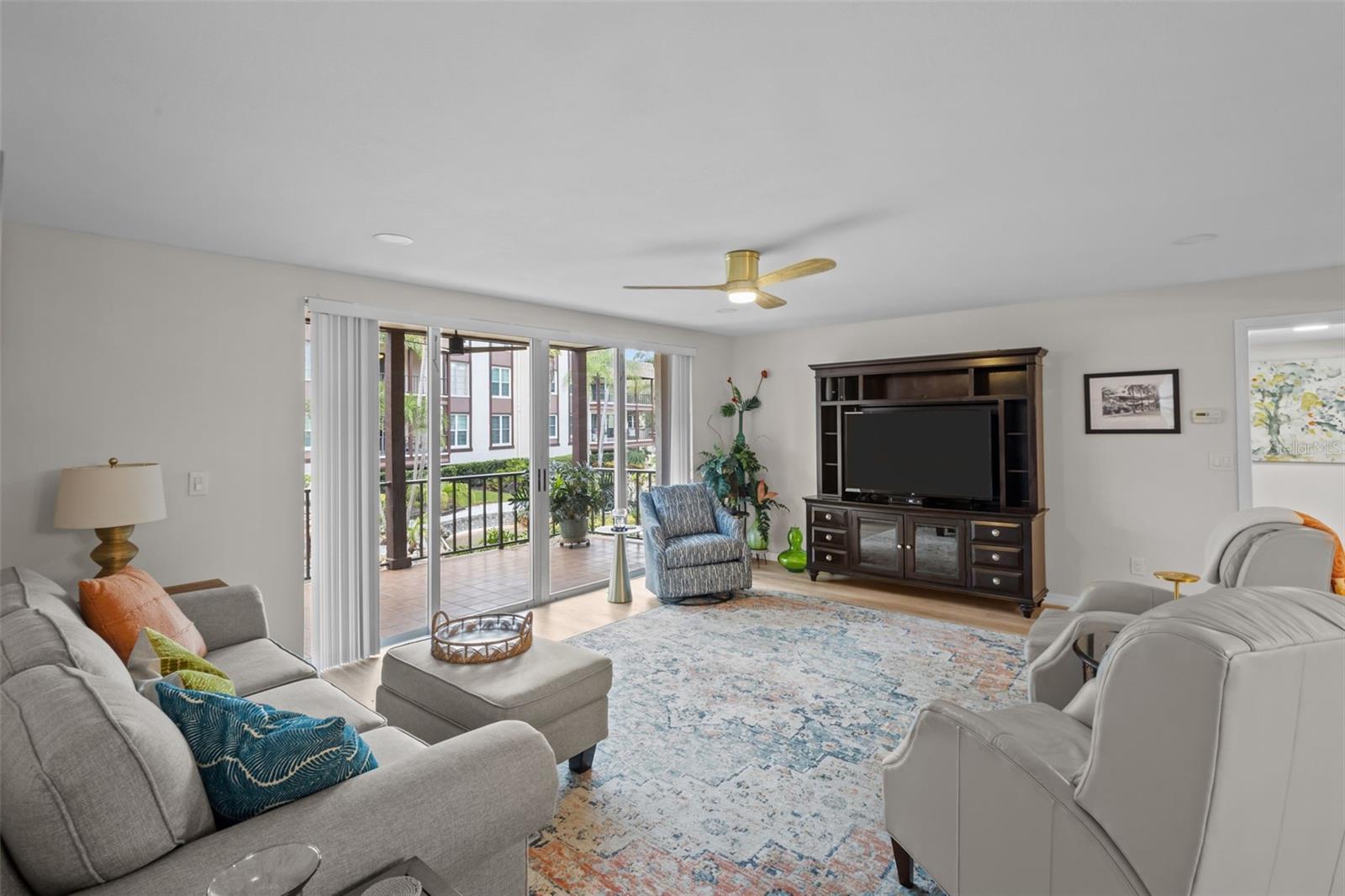 BRYNNWOOD CONDO 1 - Residential