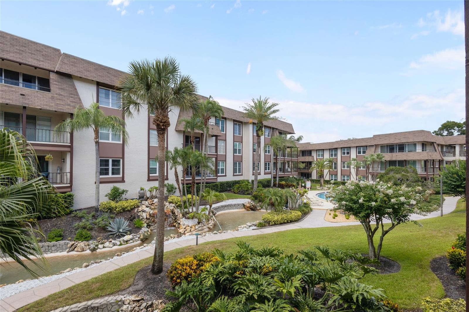 BRYNNWOOD CONDO 1 - Residential