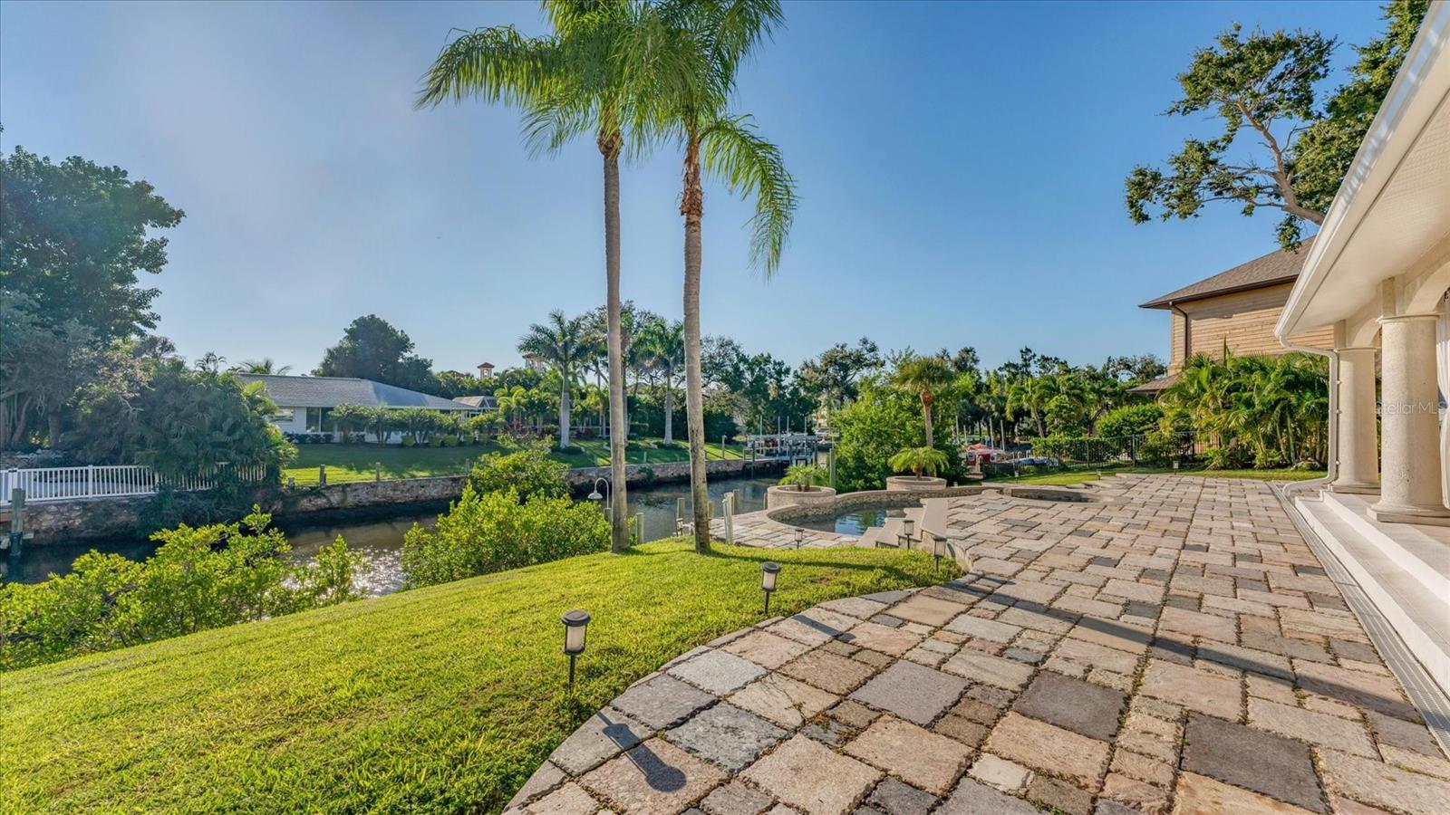 CORAL COVE - Residential