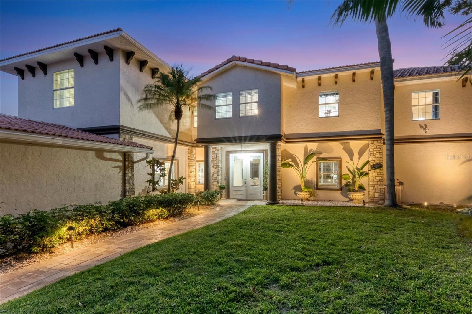 CORAL COVE - Residential