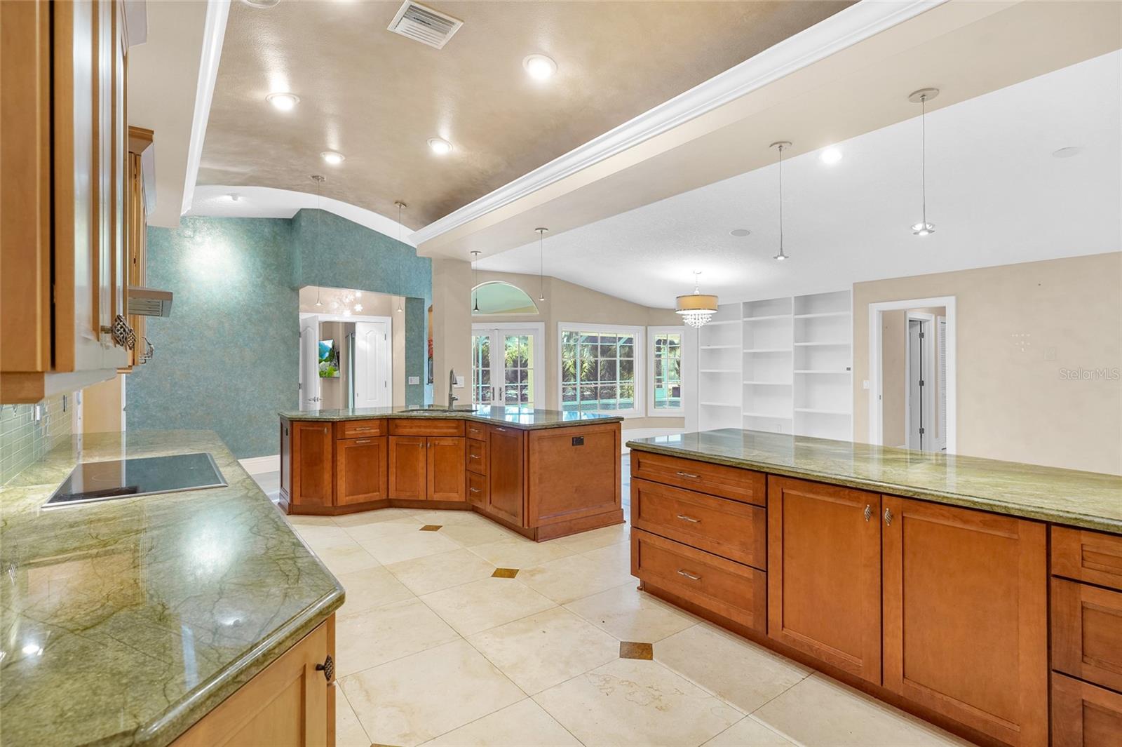 RIVER OAKS SUB - Residential