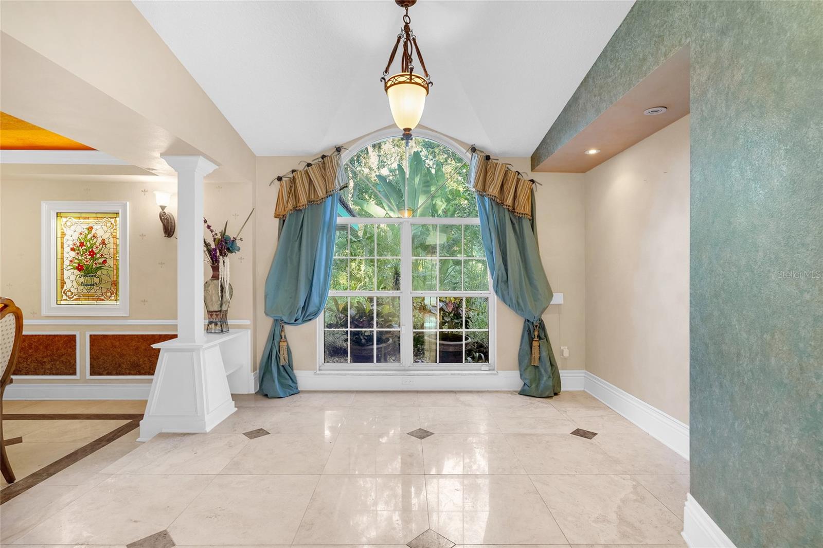 RIVER OAKS SUB - Residential