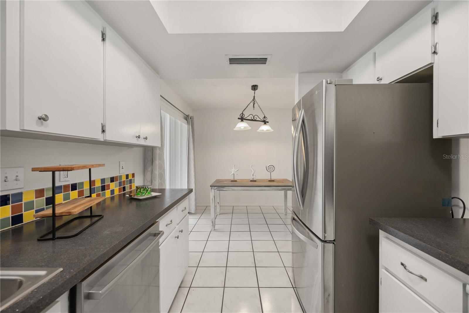 BRENTWOOD ESTATES - Residential Lease