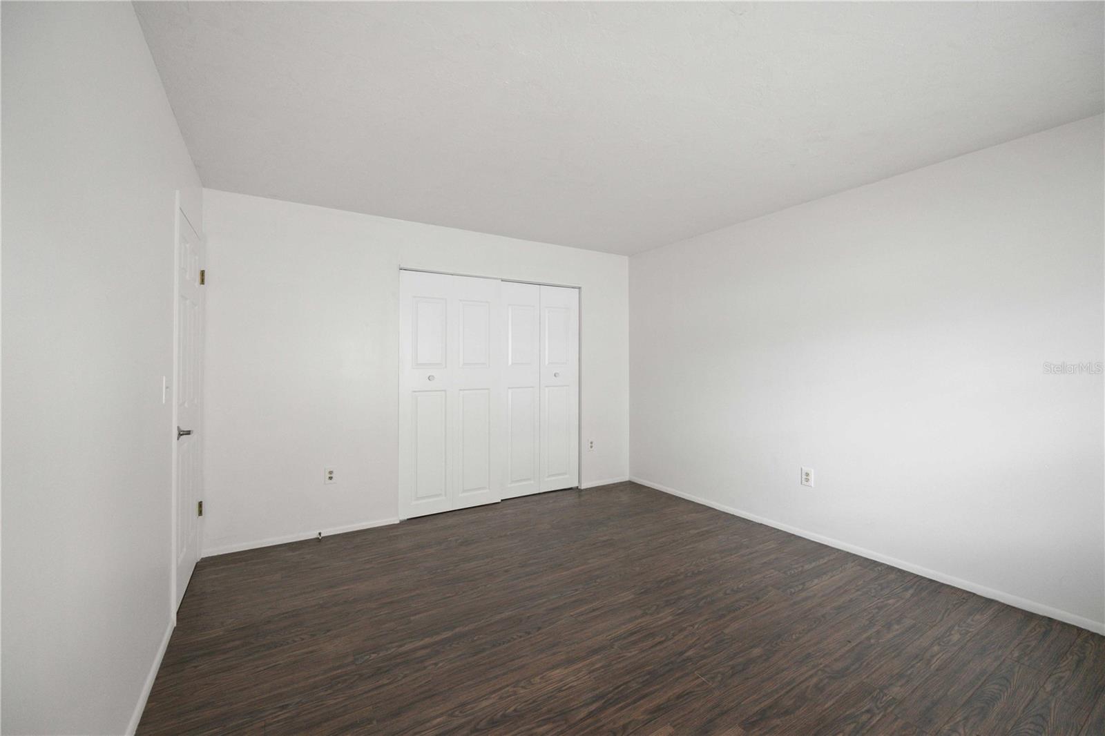 BRENTWOOD ESTATES - Residential Lease