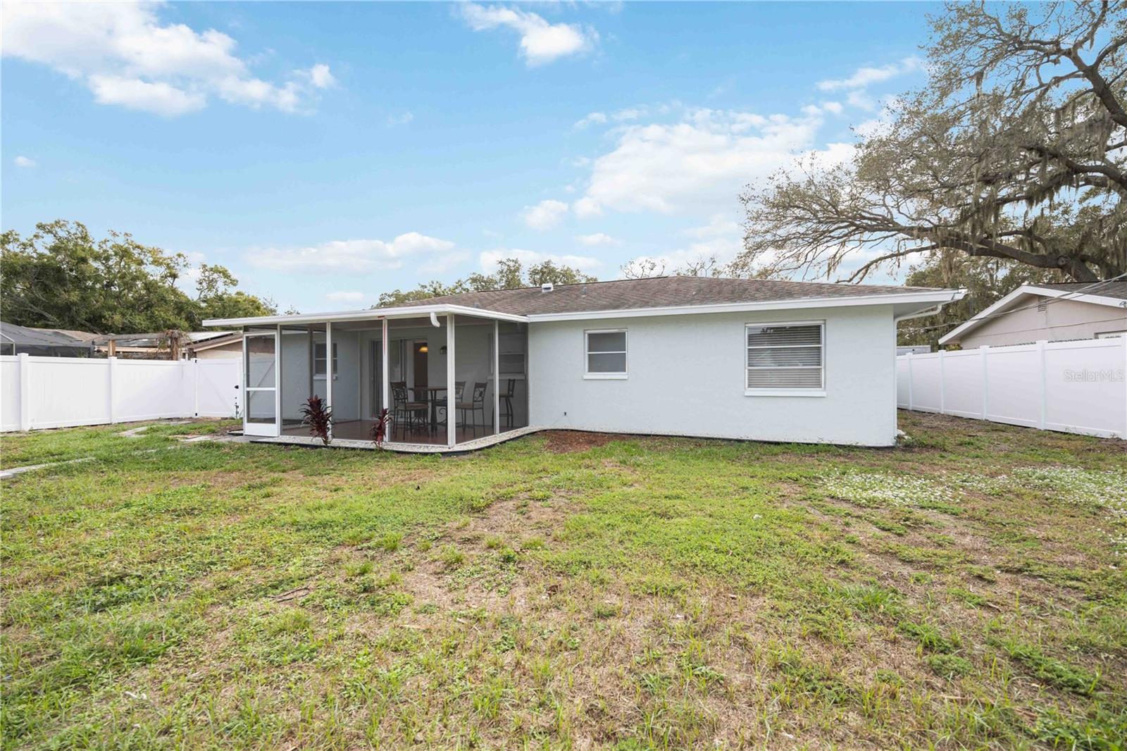 BRENTWOOD ESTATES - Residential Lease