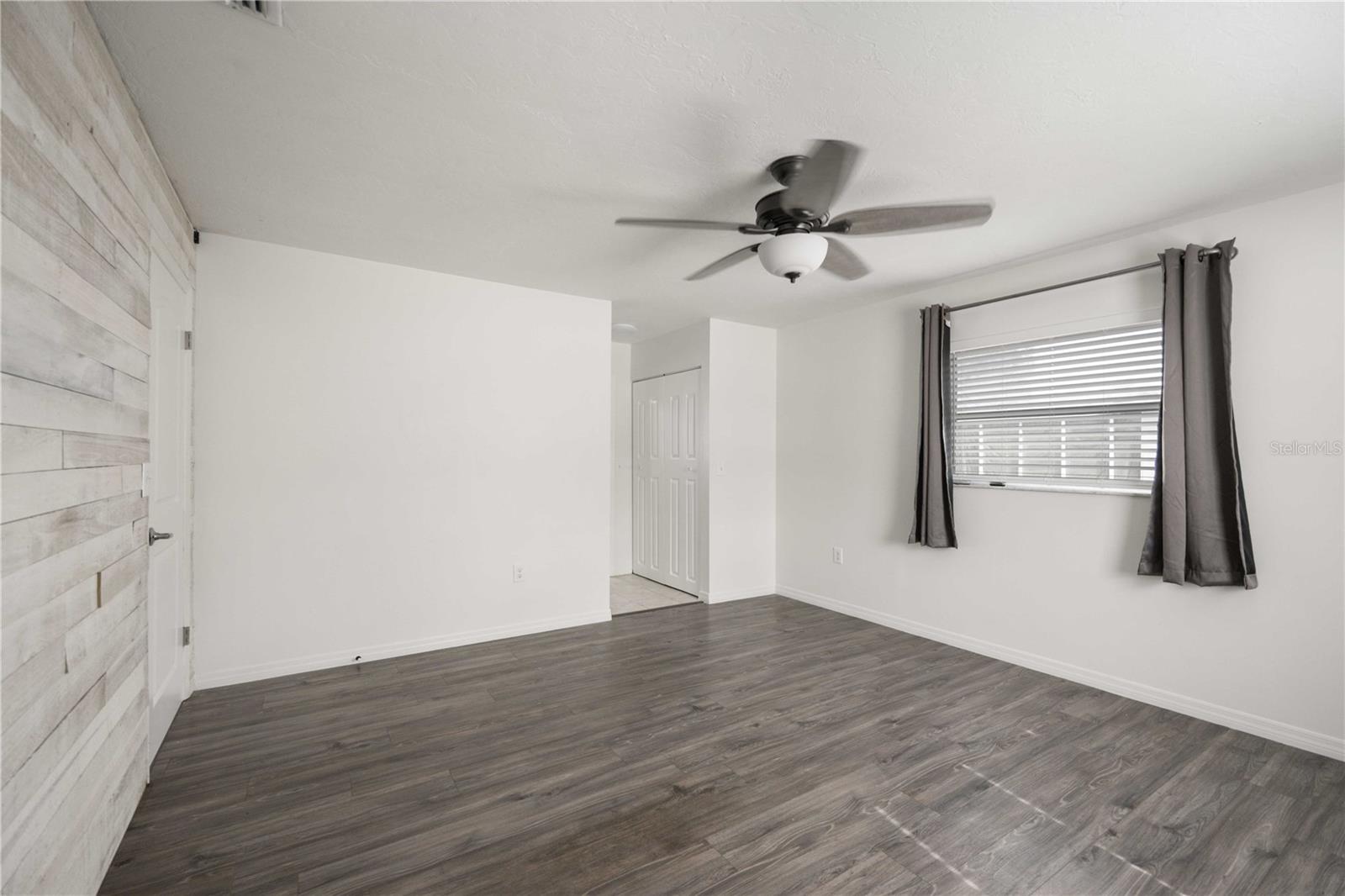 BRENTWOOD ESTATES - Residential Lease