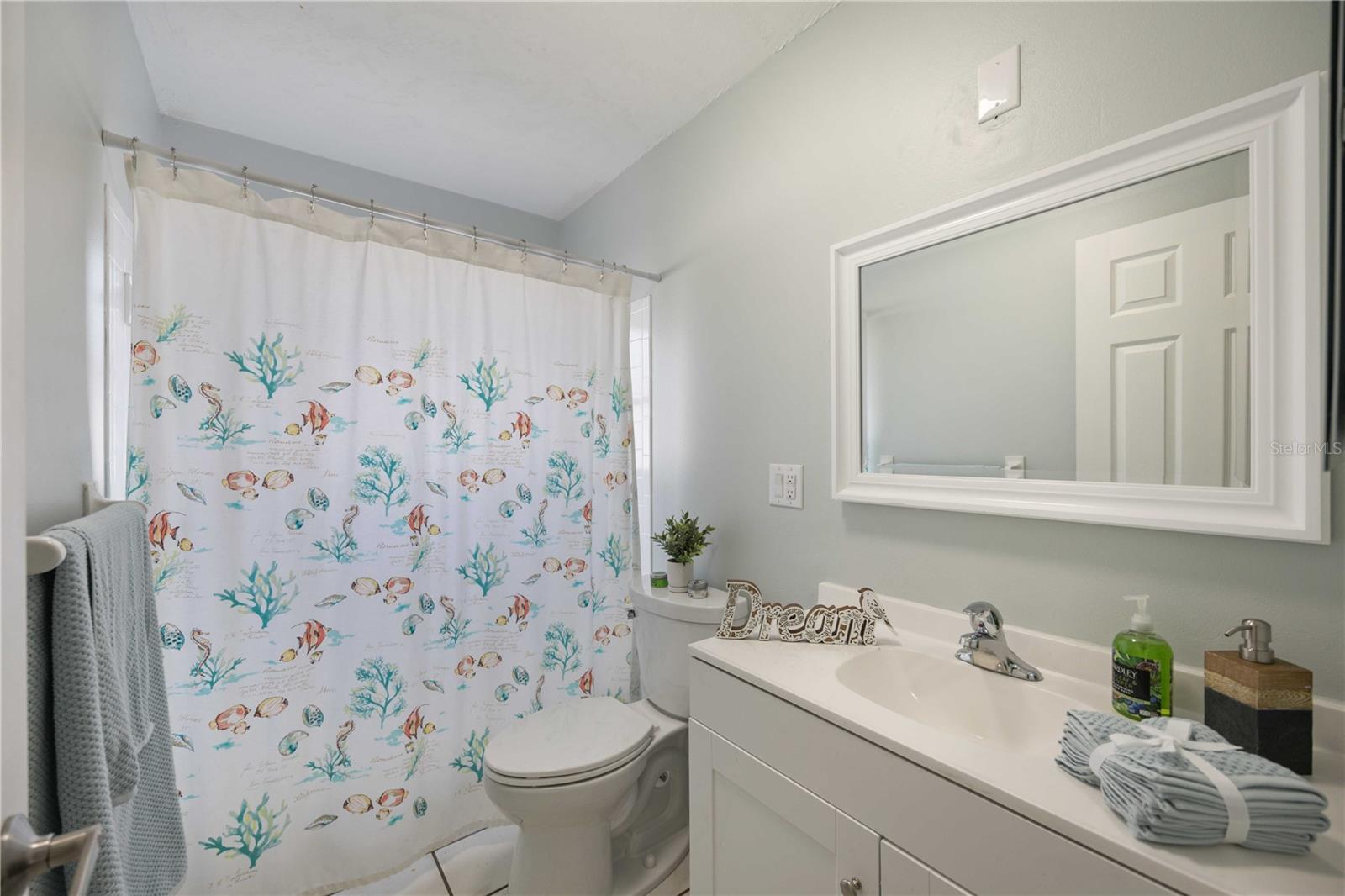 BRENTWOOD ESTATES - Residential Lease