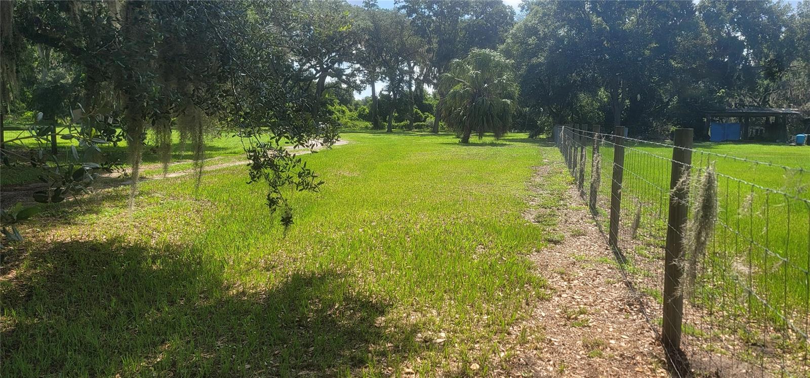 UNPLATTED - Land