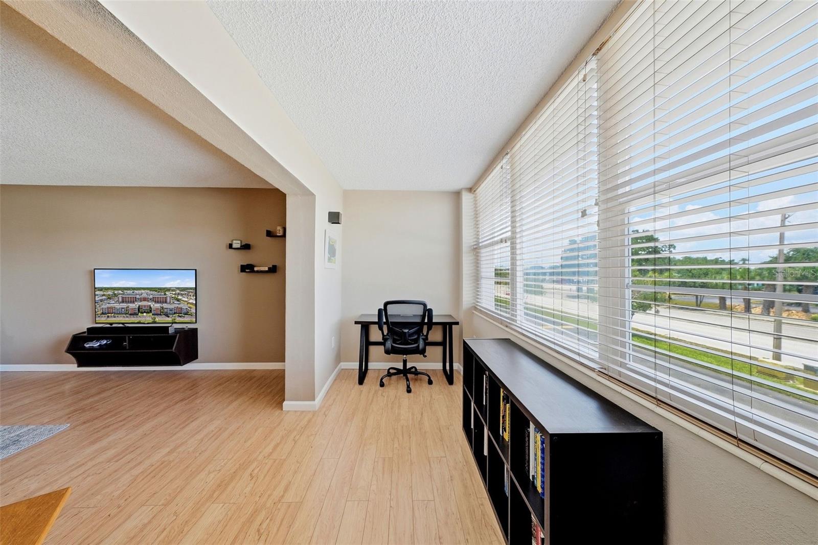 CROSSWINDS COLONY ONE CONDO - Residential