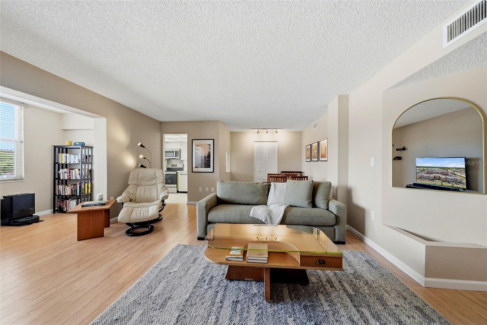 CROSSWINDS COLONY ONE CONDO - Residential