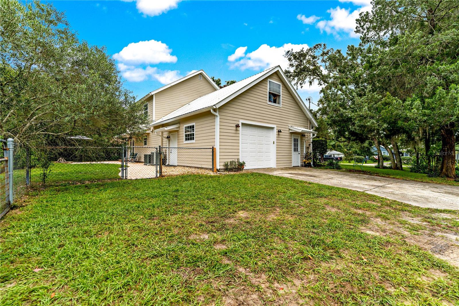 WOODLAND VALLEY - Residential