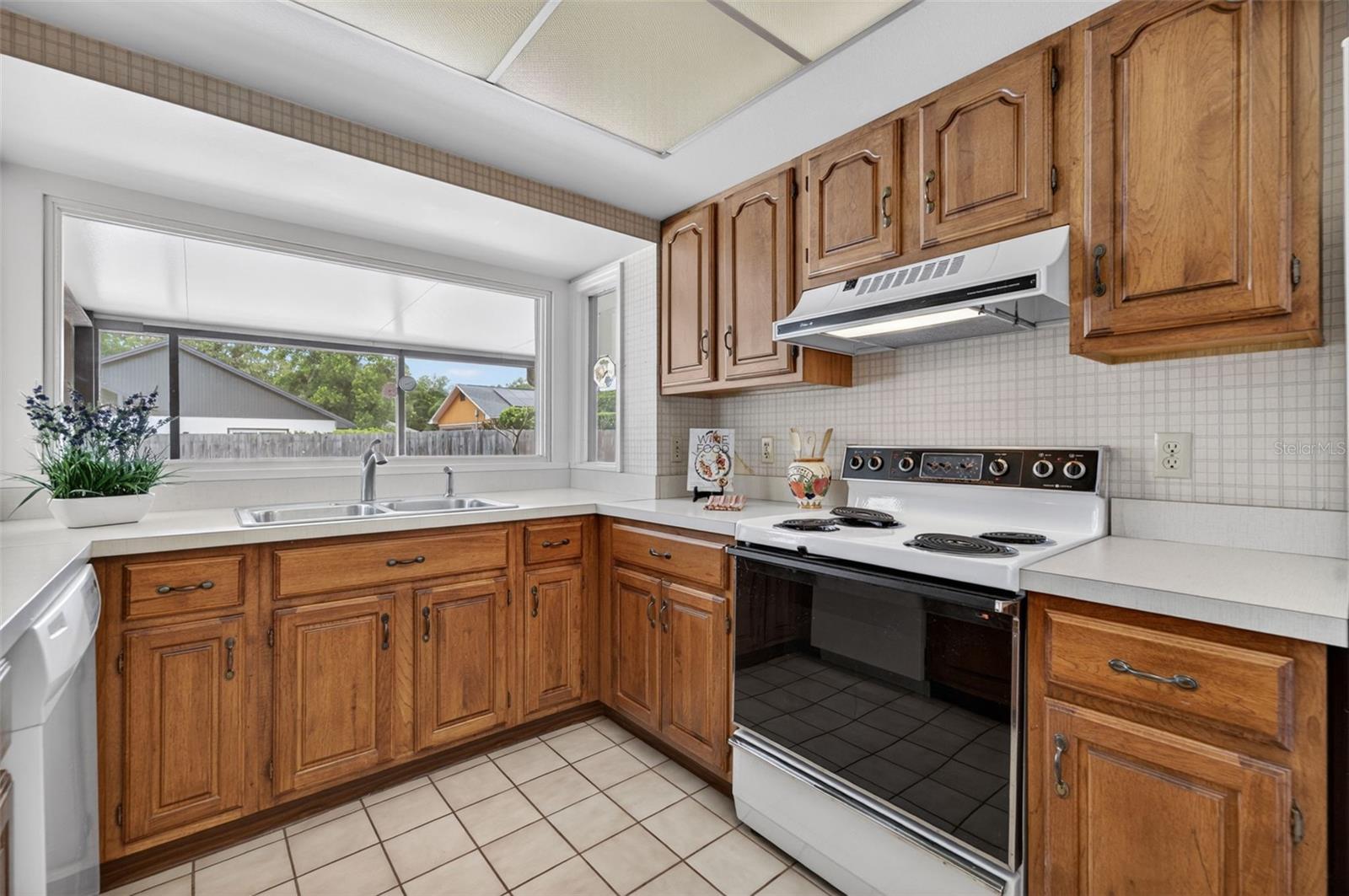 MAITLAND GROVE - Residential
