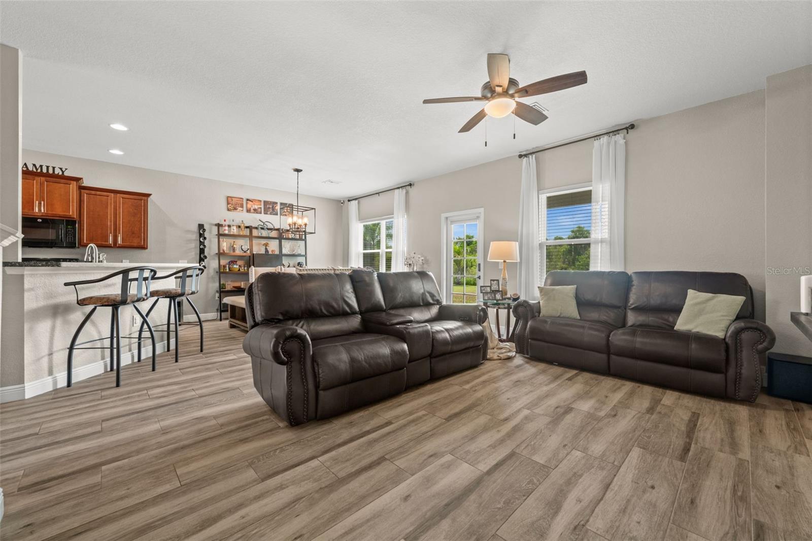 CREEKSIDE PH 2 - Residential