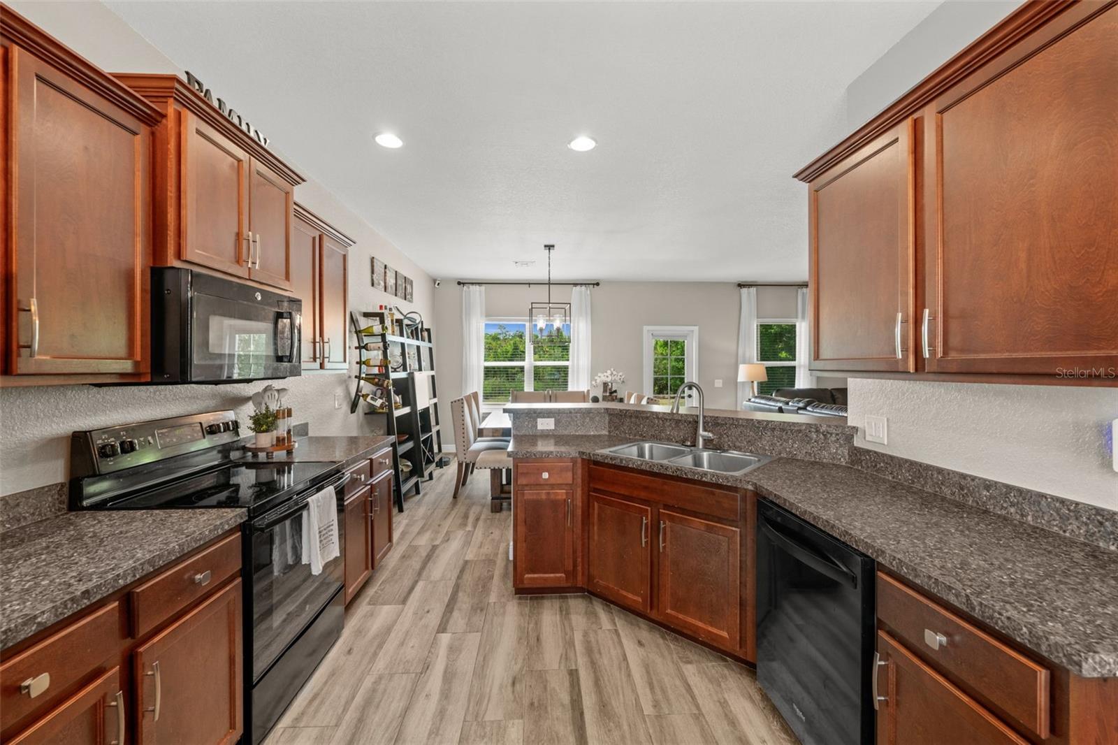CREEKSIDE PH 2 - Residential