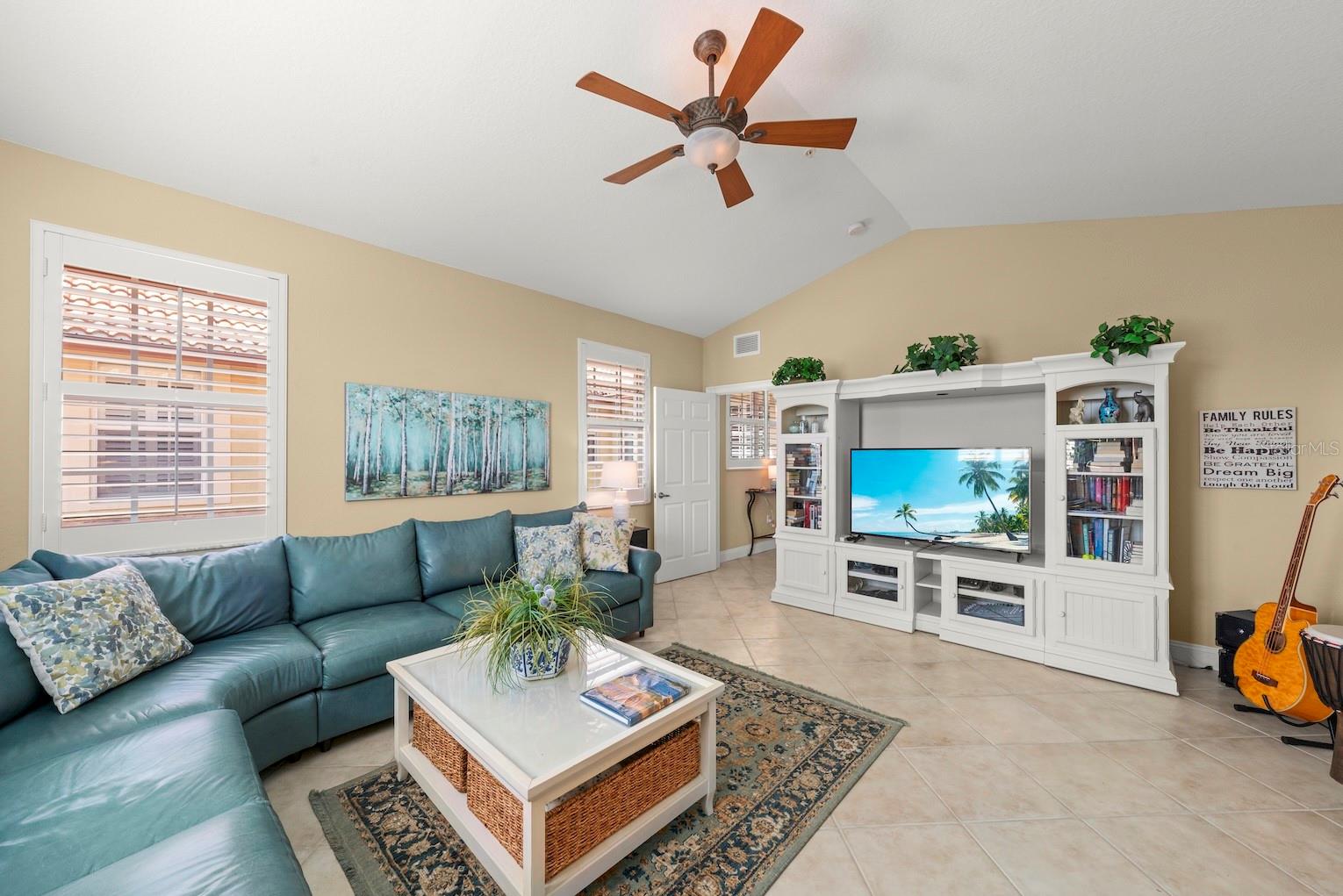 BLACKBURN HARBOR WATERFRONT VI - Residential