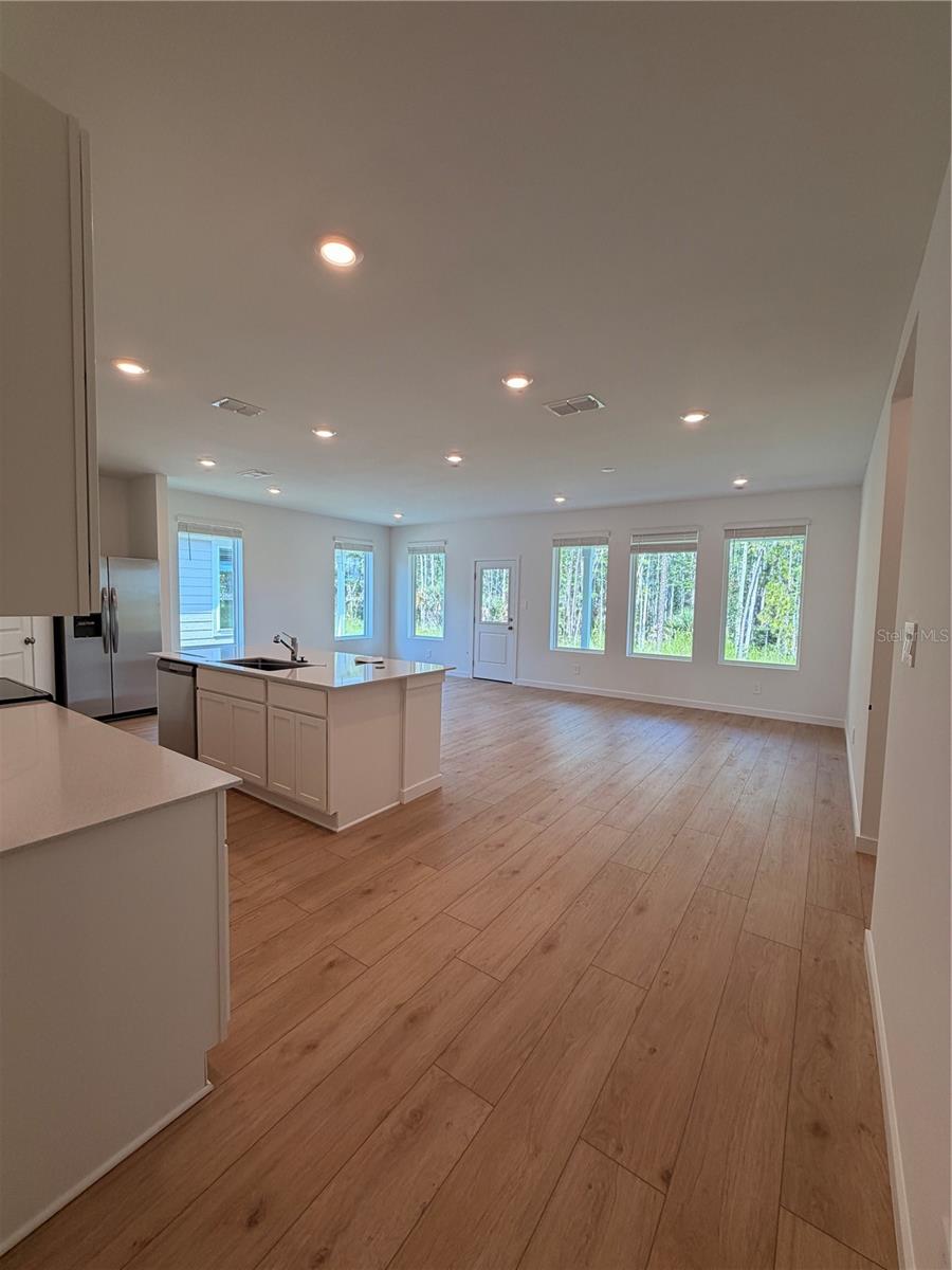 WESTVIEW POD B NBRHD 4 - Residential Lease