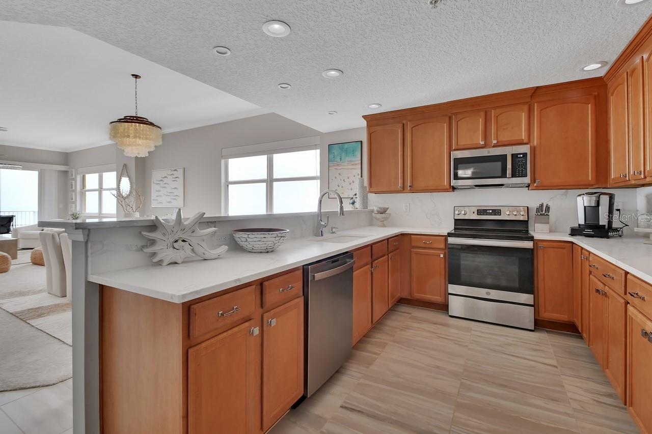 MALIBU CONDO PER OR - Residential