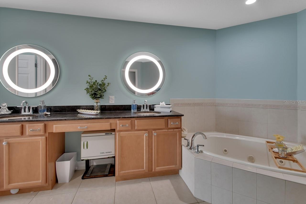 MALIBU CONDO PER OR - Residential