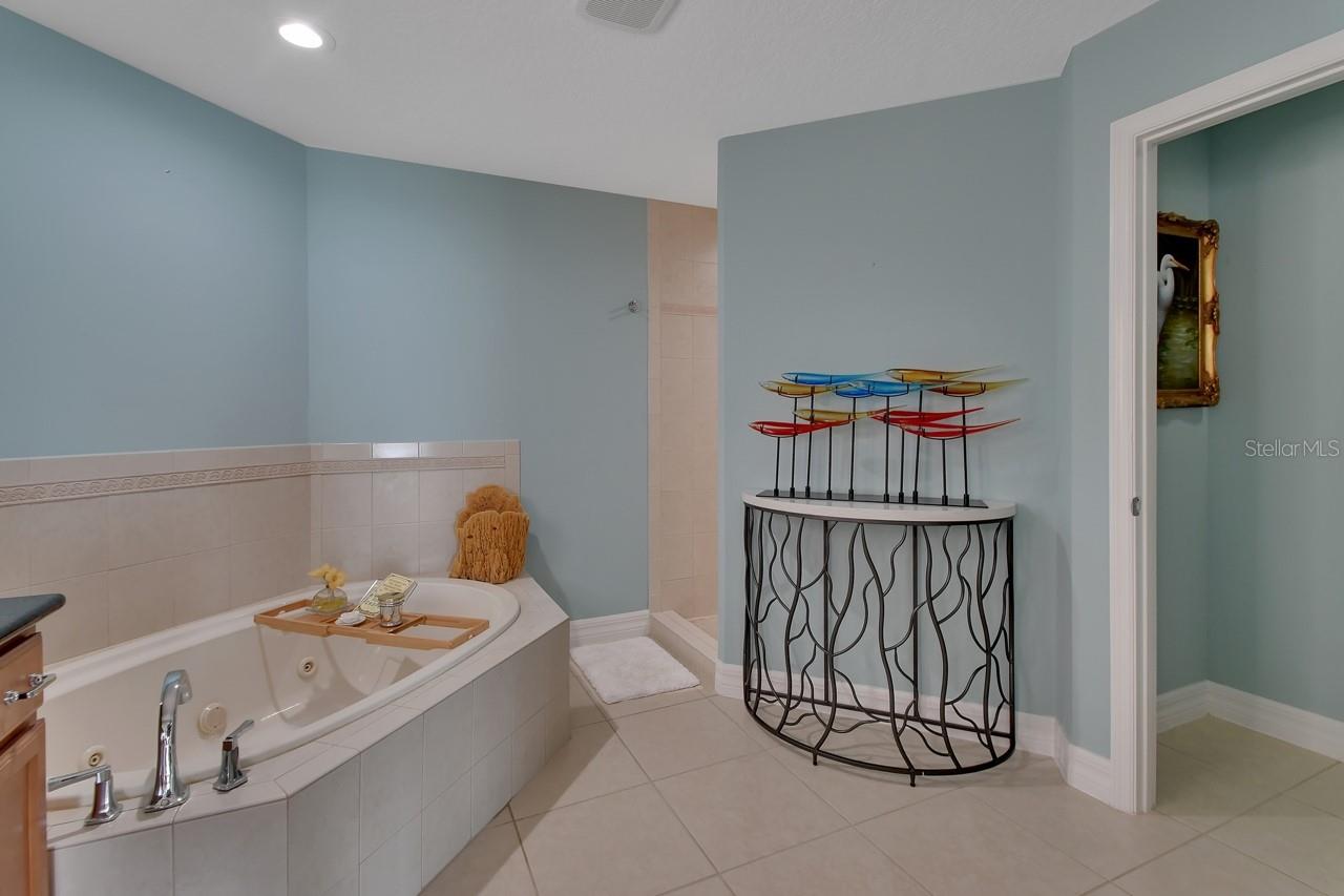 MALIBU CONDO PER OR - Residential