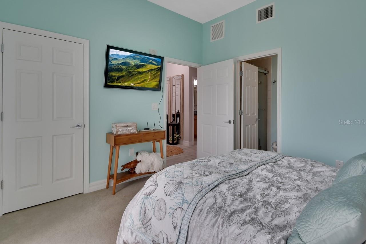 MALIBU CONDO PER OR - Residential