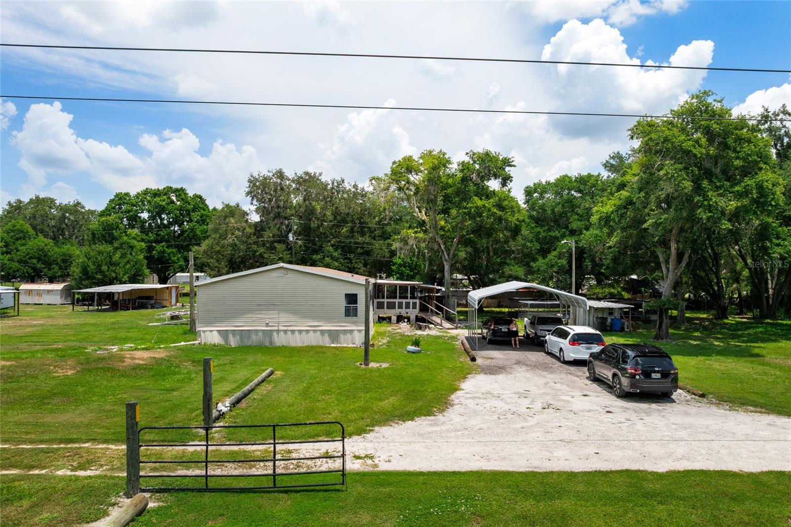 WEST PLANT CITY FARMS UNIT - Residential