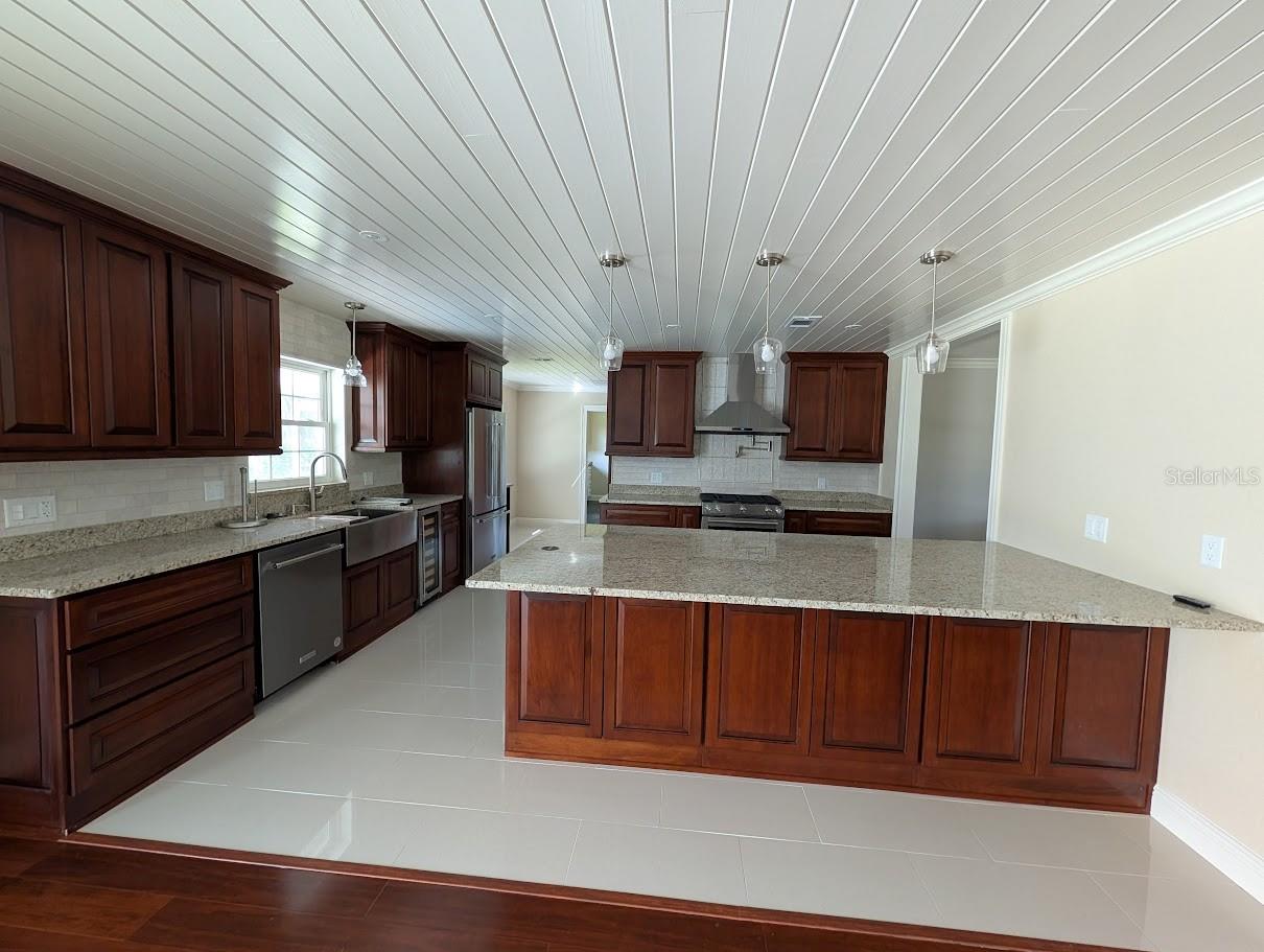 FAIRWAY ESTATES IN - Residential