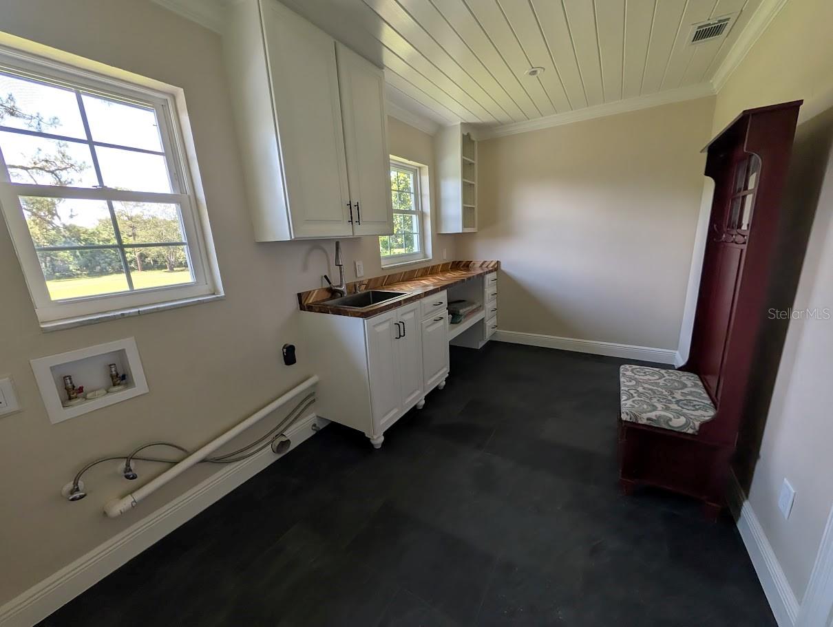 FAIRWAY ESTATES IN - Residential