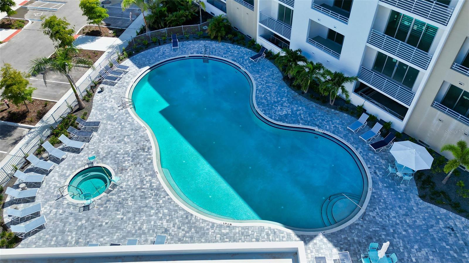 THE STRAND OF SARASOTA - Residential