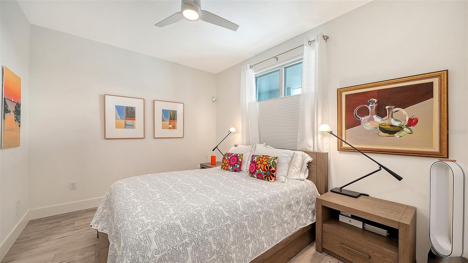 THE STRAND OF SARASOTA - Residential