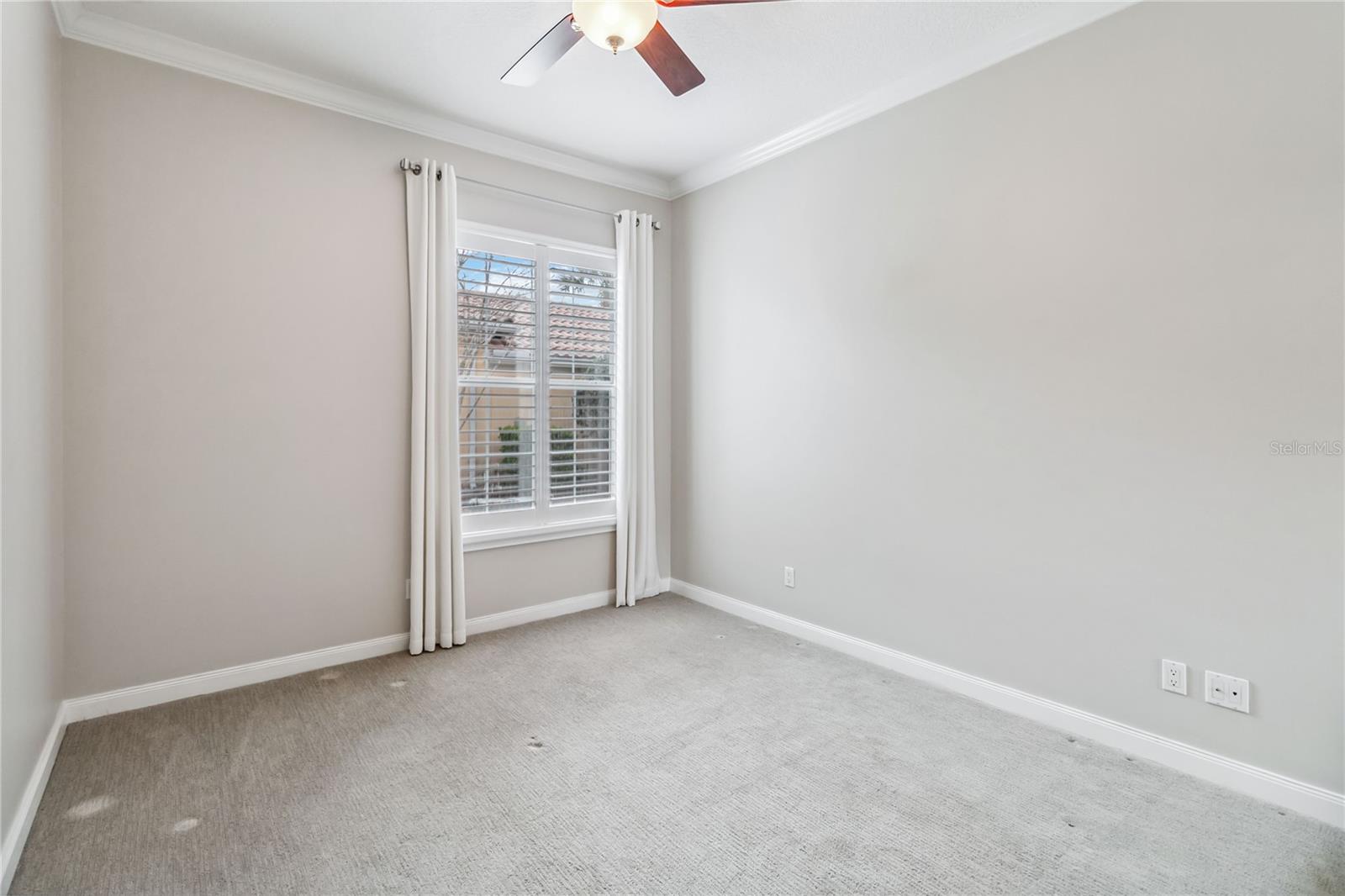 VILLAGEWALK/LK NONA UNS 1A-1C - Residential Lease