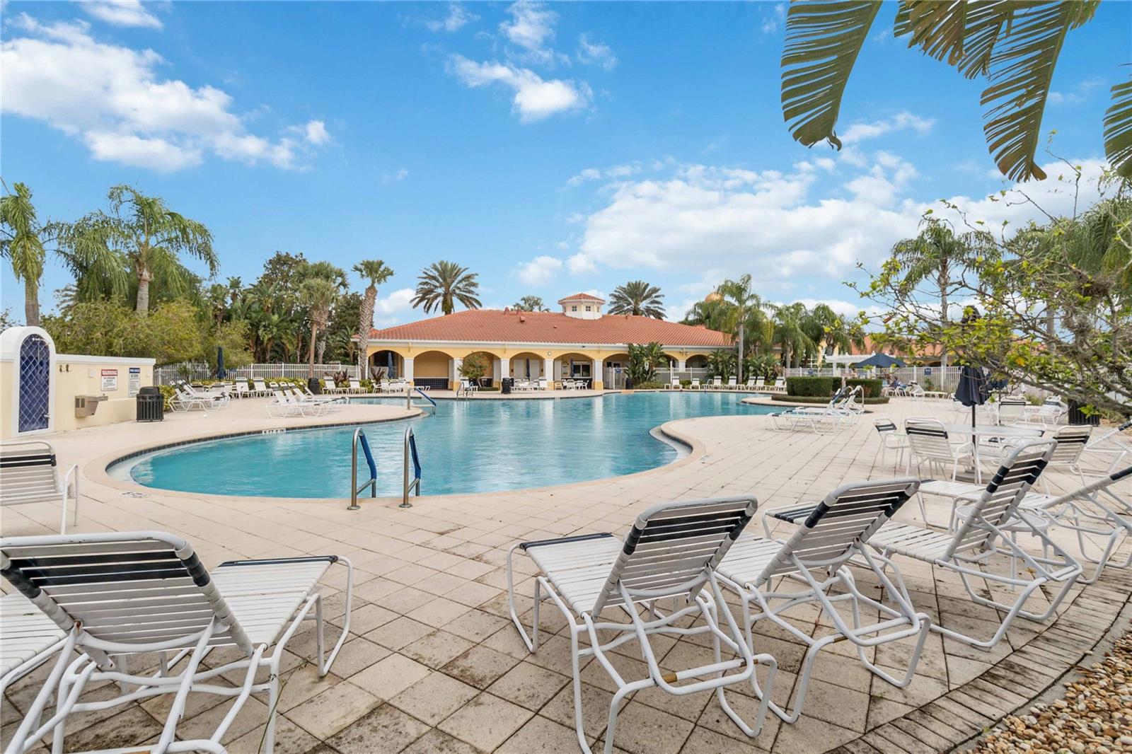 VILLAGEWALK/LK NONA UNS 1A-1C - Residential Lease