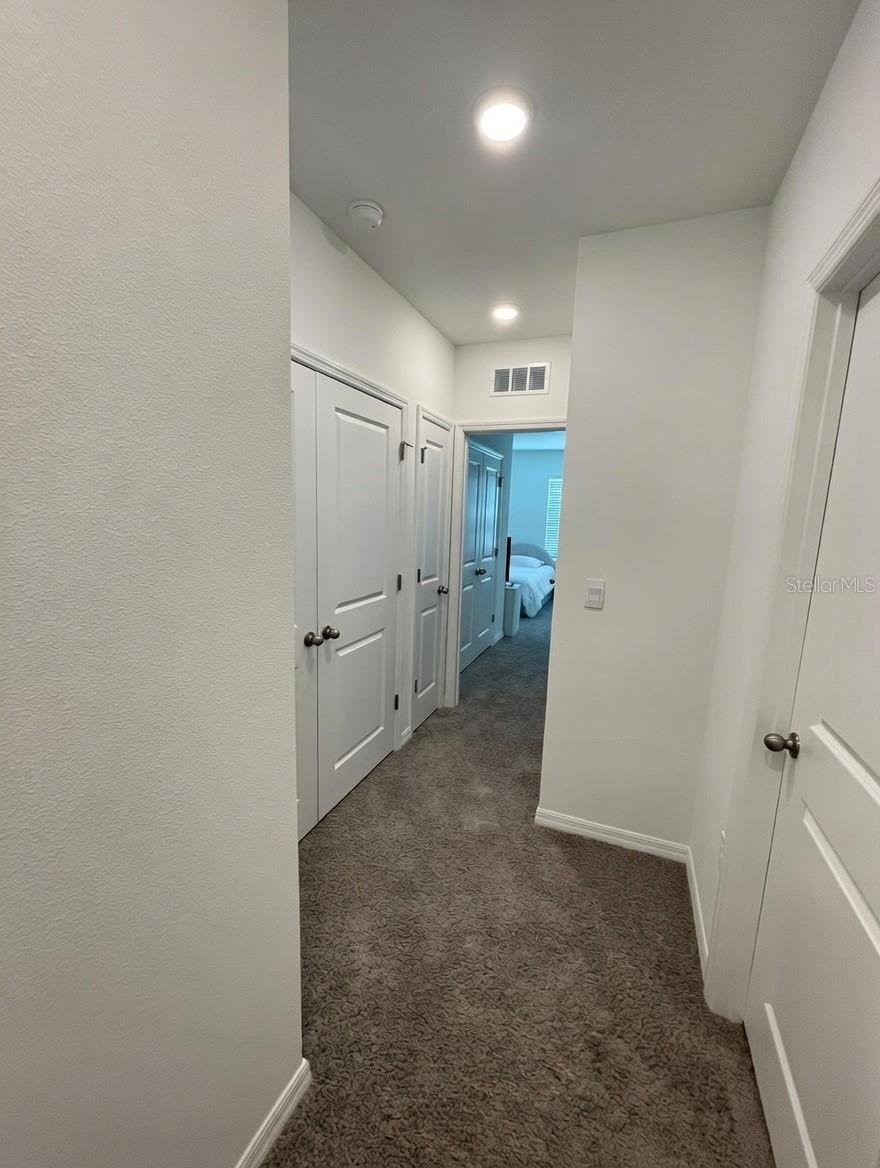 MEADOW RDG PH A-1 - Residential Lease