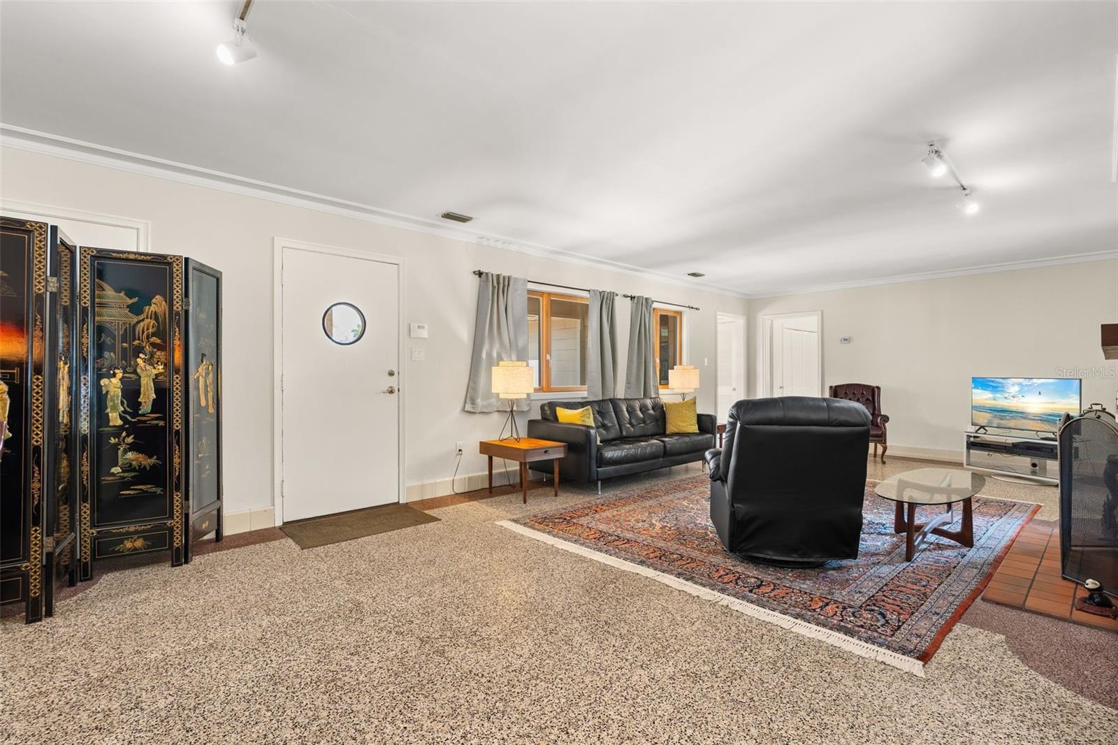 WHITFIELD ESTATES UNIT 1 - Residential