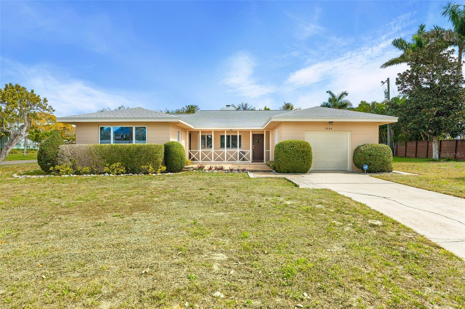 WHITFIELD ESTATES UNIT 1 - Residential