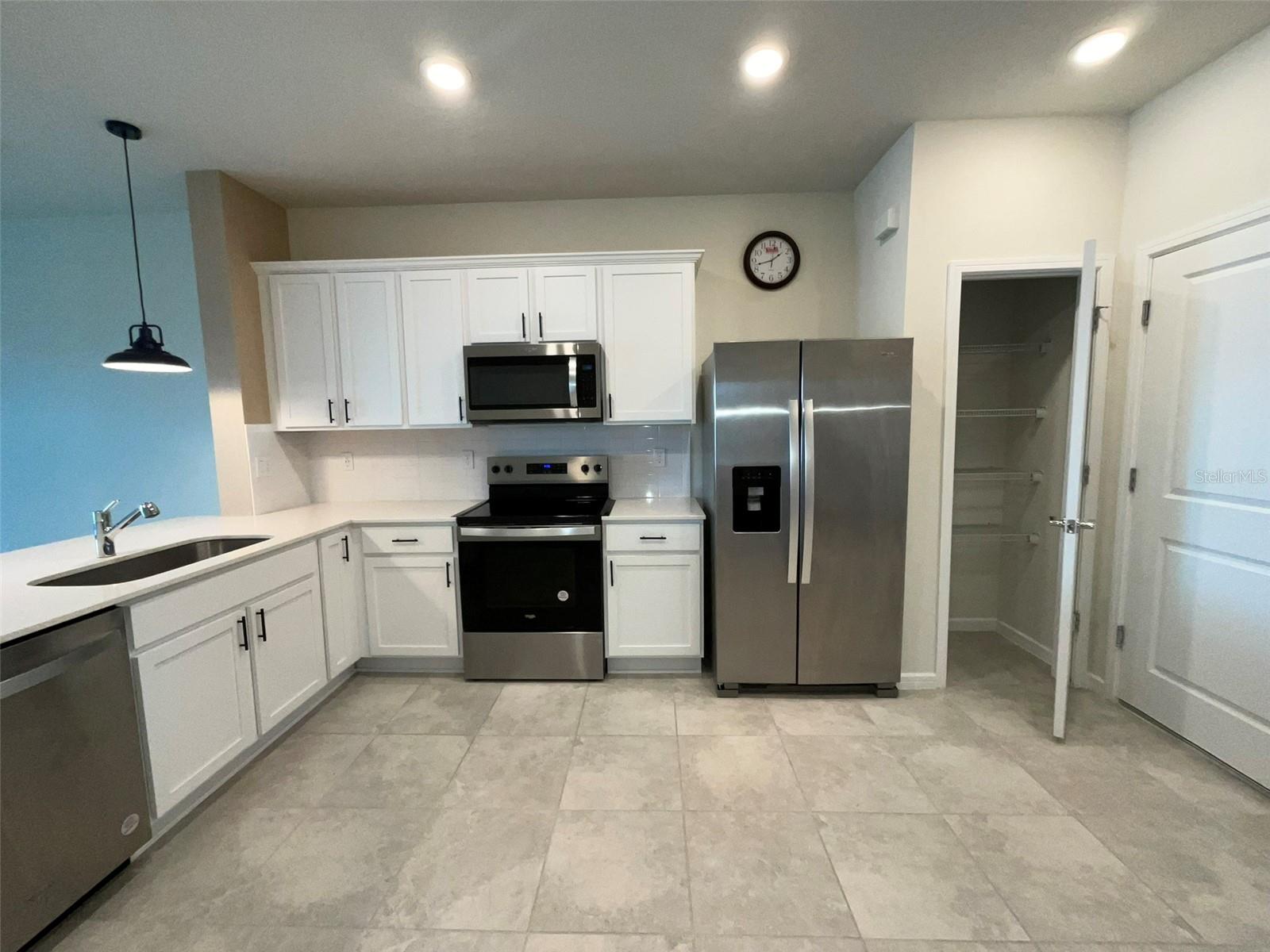 BELLE HAVEN PH 2 - Residential Lease