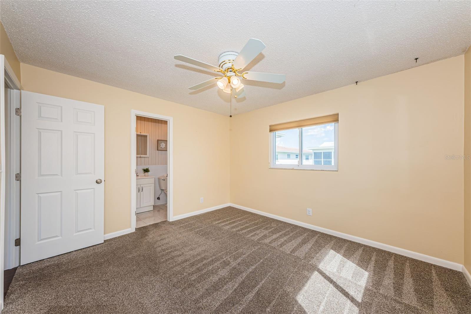 MAINLANDS OF TAMARAC BY THE GULF UNIT 4 CONDO - Residential