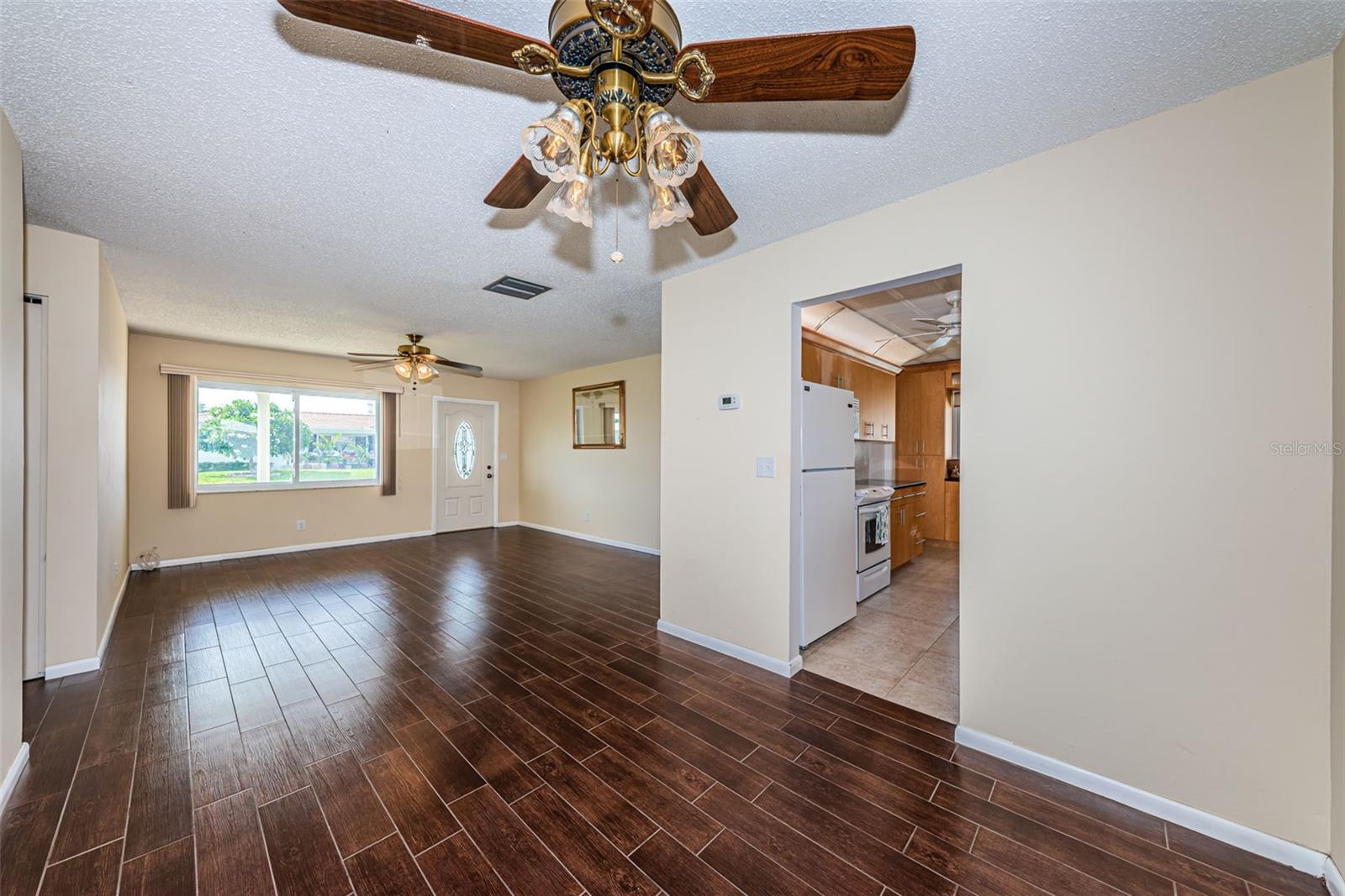MAINLANDS OF TAMARAC BY THE GULF UNIT 4 CONDO - Residential