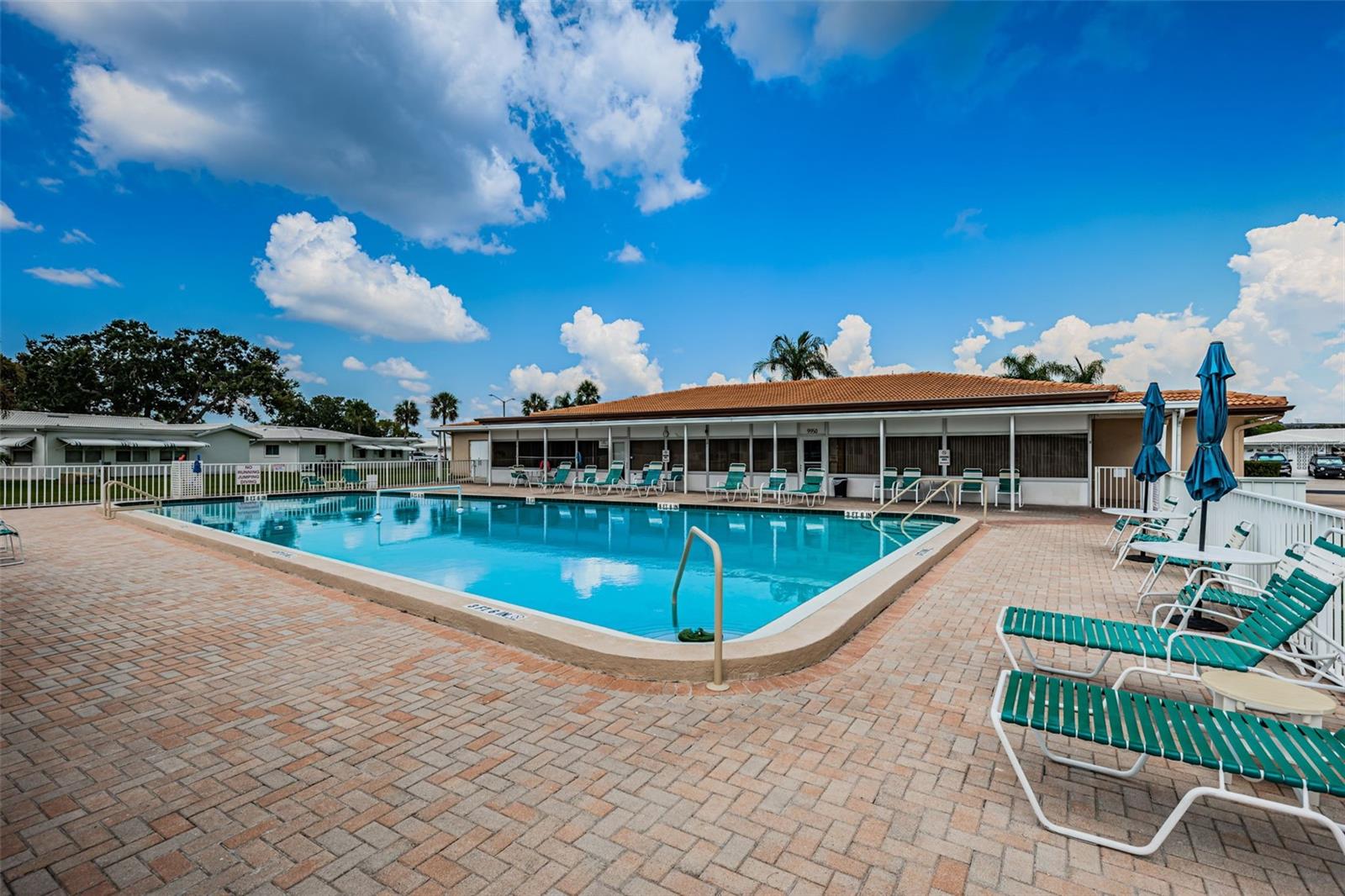 MAINLANDS OF TAMARAC BY THE GULF UNIT 4 CONDO - Residential
