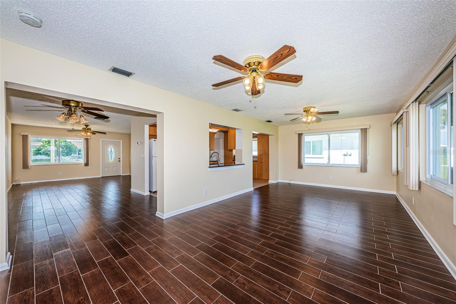 MAINLANDS OF TAMARAC BY THE GULF UNIT 4 CONDO - Residential