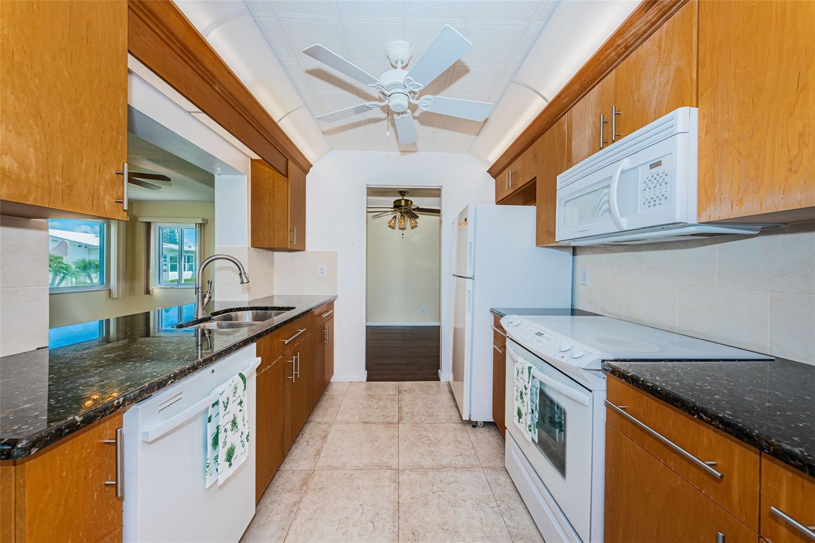 MAINLANDS OF TAMARAC BY THE GULF UNIT 4 CONDO - Residential
