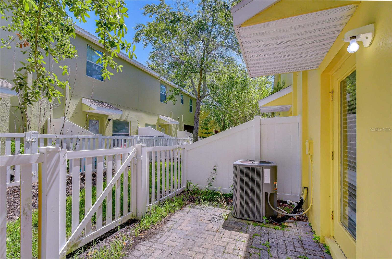 HAMMOCKS - Residential