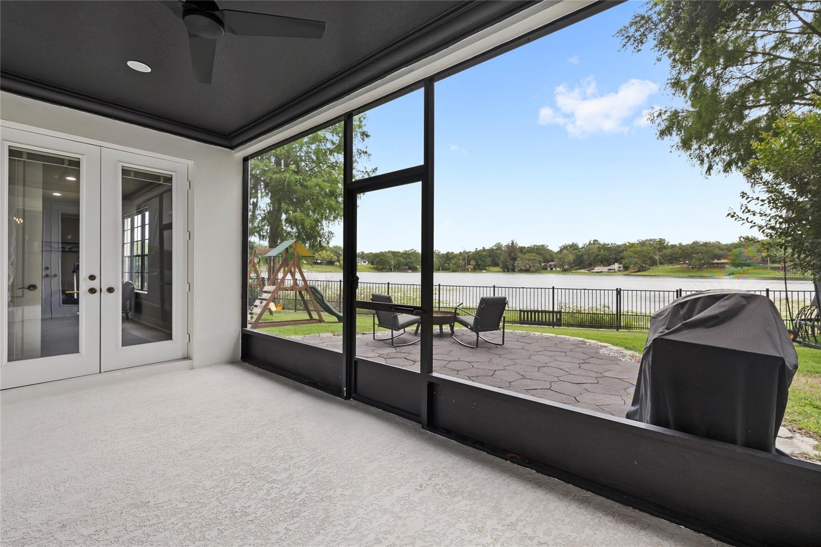 BLUE LAKE ESTATES - Residential
