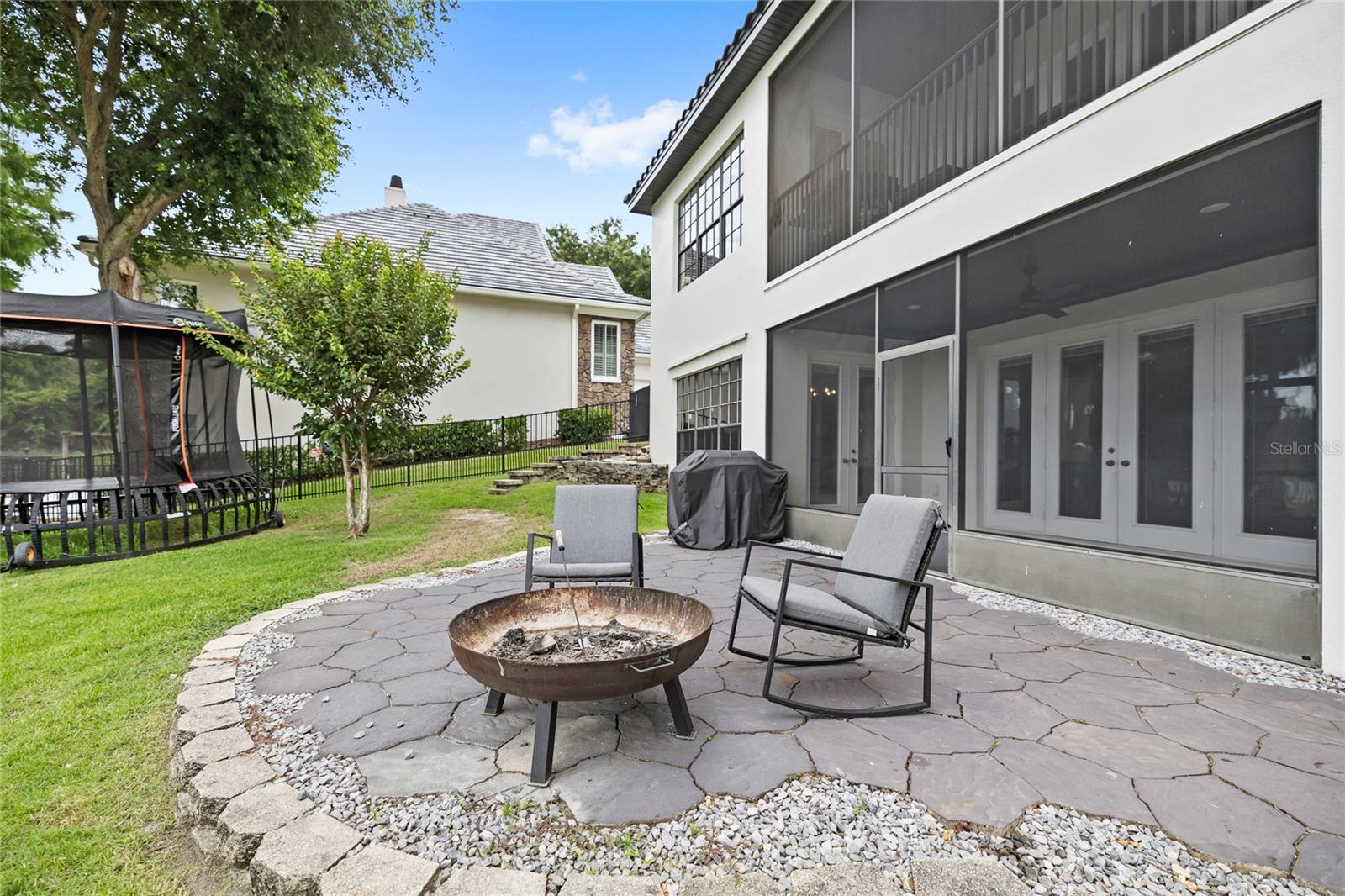BLUE LAKE ESTATES - Residential