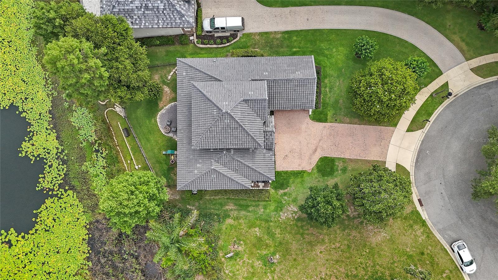 BLUE LAKE ESTATES - Residential
