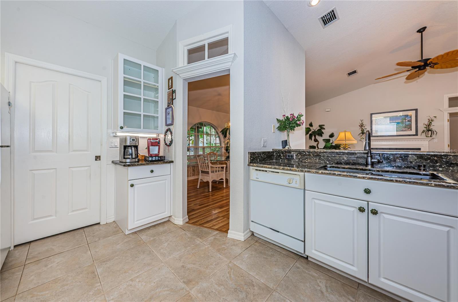 ELLINGTON ESTATES - Residential