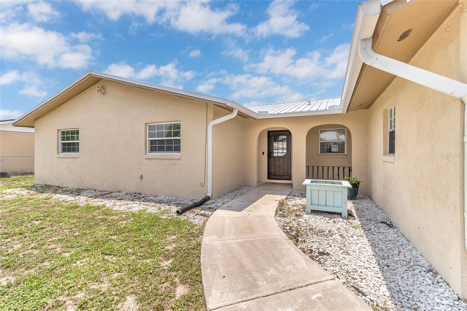 DELTONA LAKES UNIT 07 - Residential