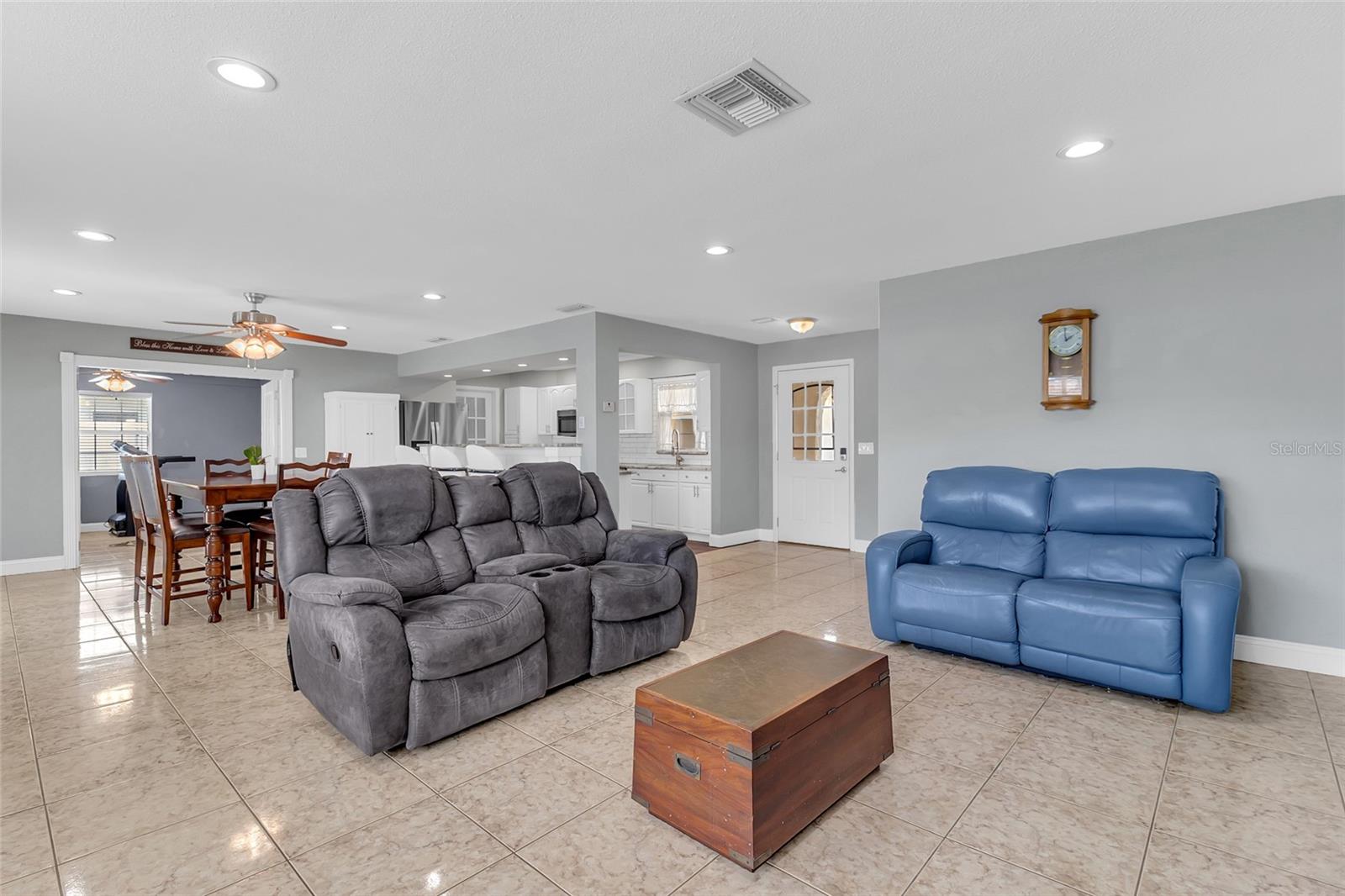 DELTONA LAKES UNIT 07 - Residential
