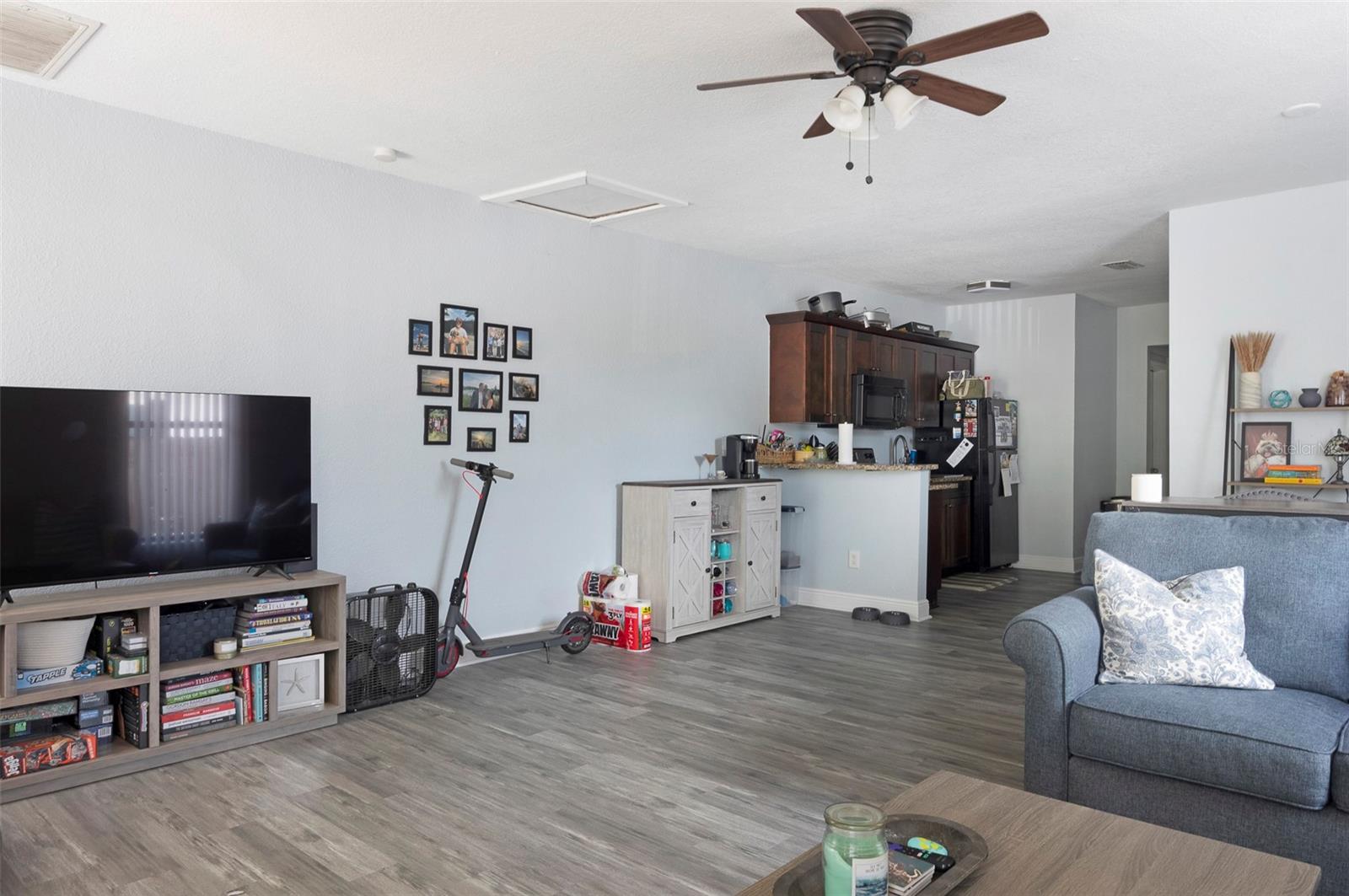 ALLENDALE TERRACE BLKS A-B-1-2-3-4-5-6 - Residential Income